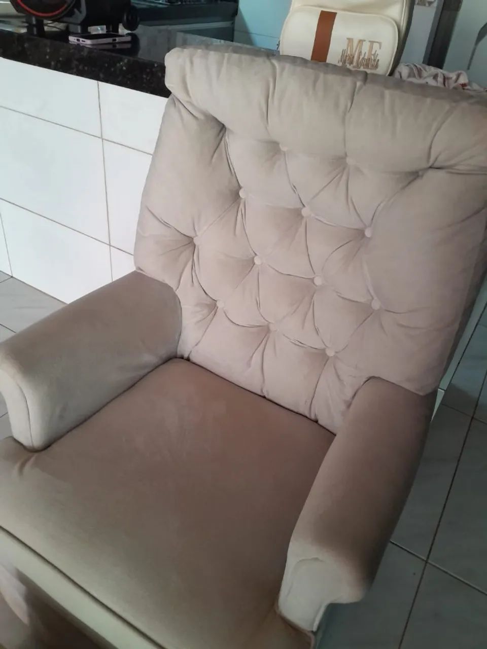Poltrona de amamentação 