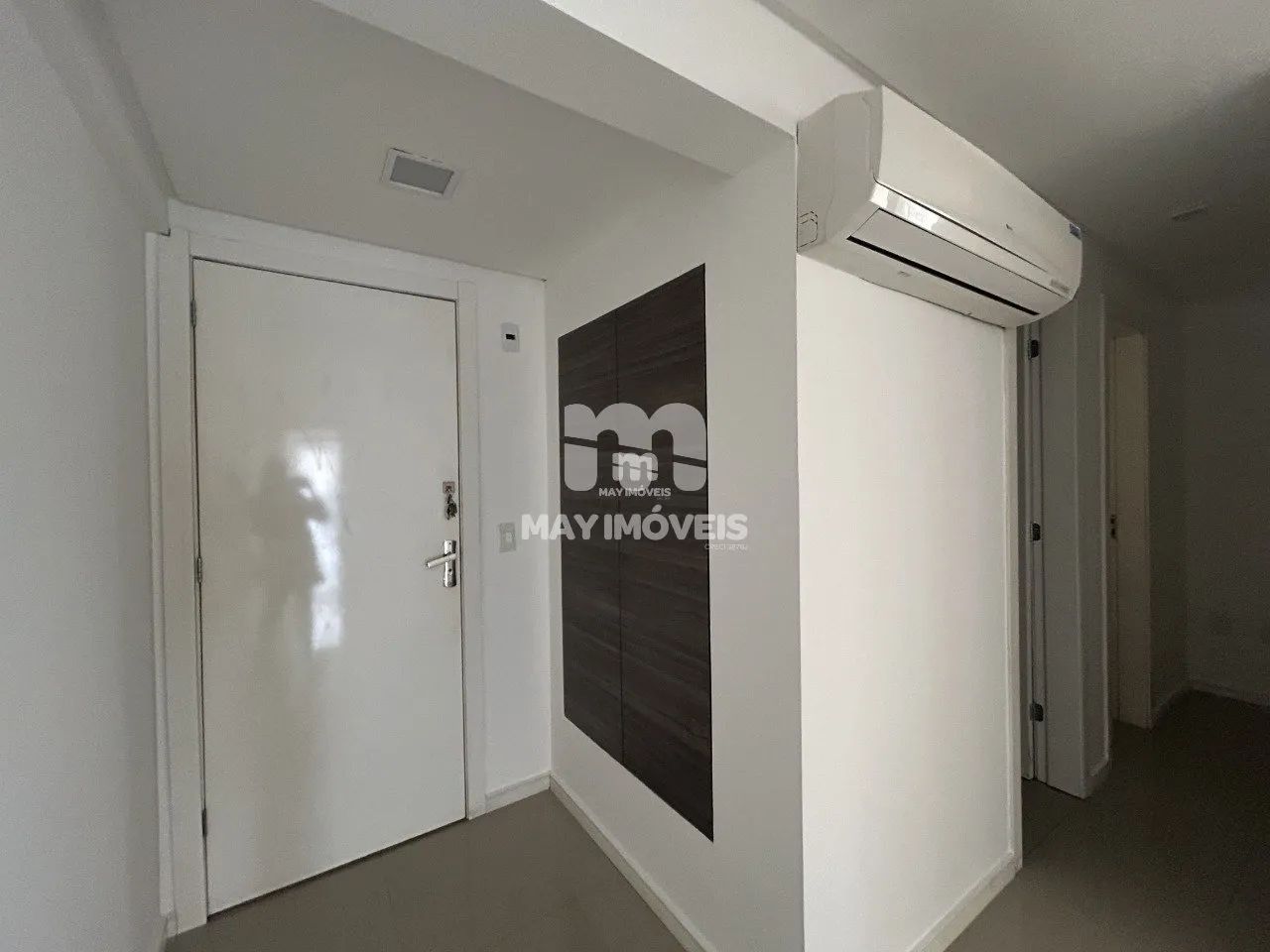 Sala comercial no centro de Itajaí, 53 m², R$450.000,00 - Foto 4