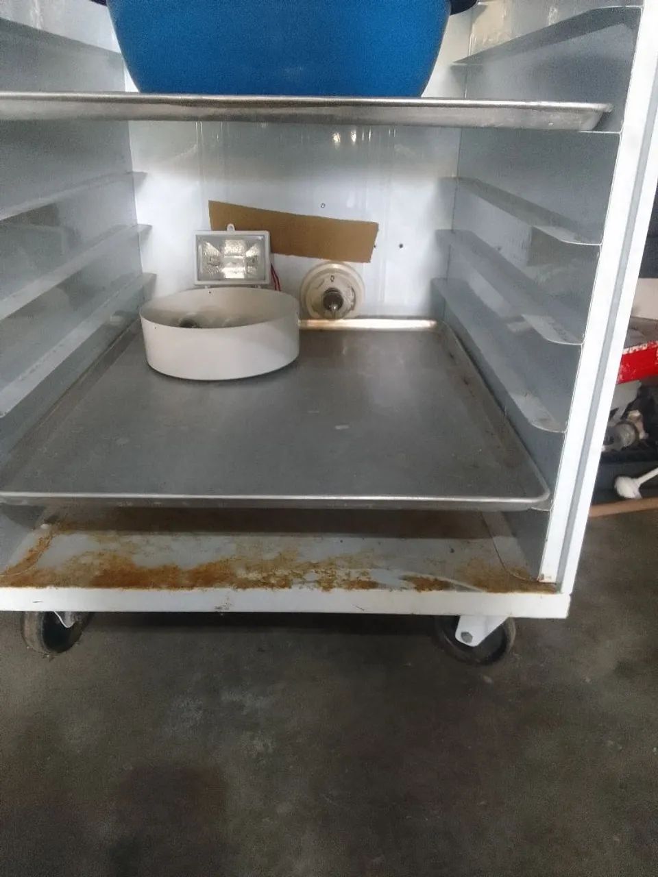 Vendo Câmara de fermentação p pães semi-novo, aquecimento por lâmpadas acompanhando 6 band - Foto 3