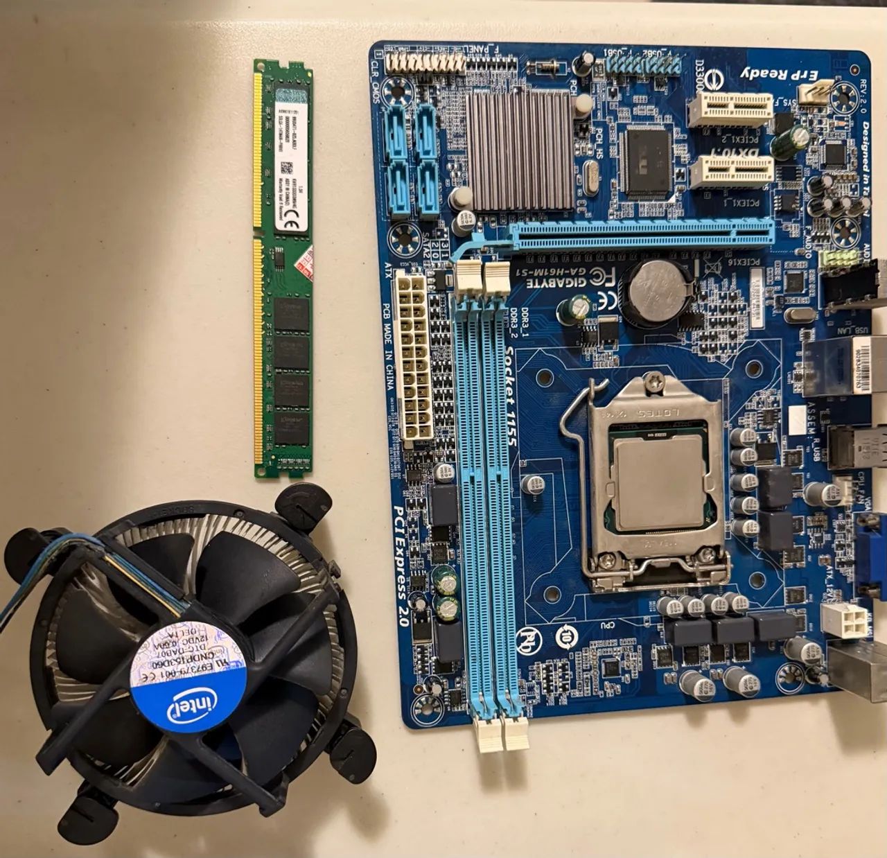 Memória RAM + Processador Celeron + Cooler Intel