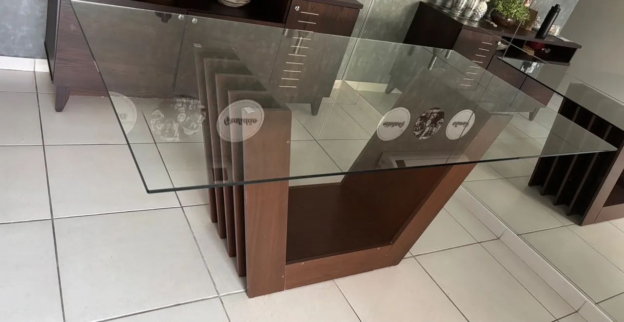 Mesa de jantar vidro 1,80 X 0,90 - Foto 2