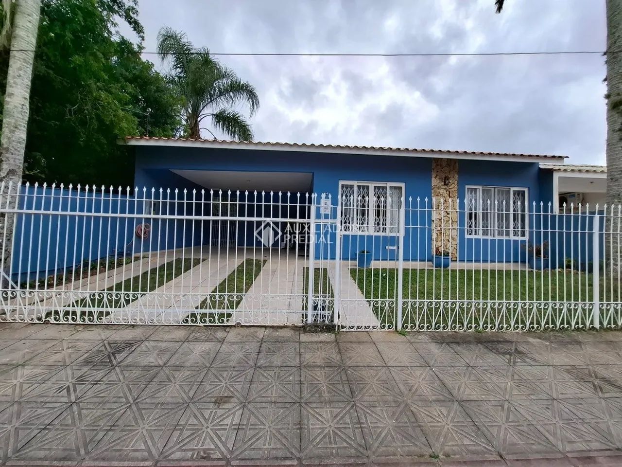 Casa com 7 quartos no bairro Santa Mônica - Foto 3