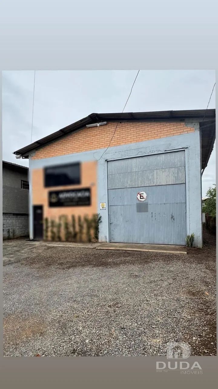 Pavilhão à venda em Vila Isabel, Criciúma