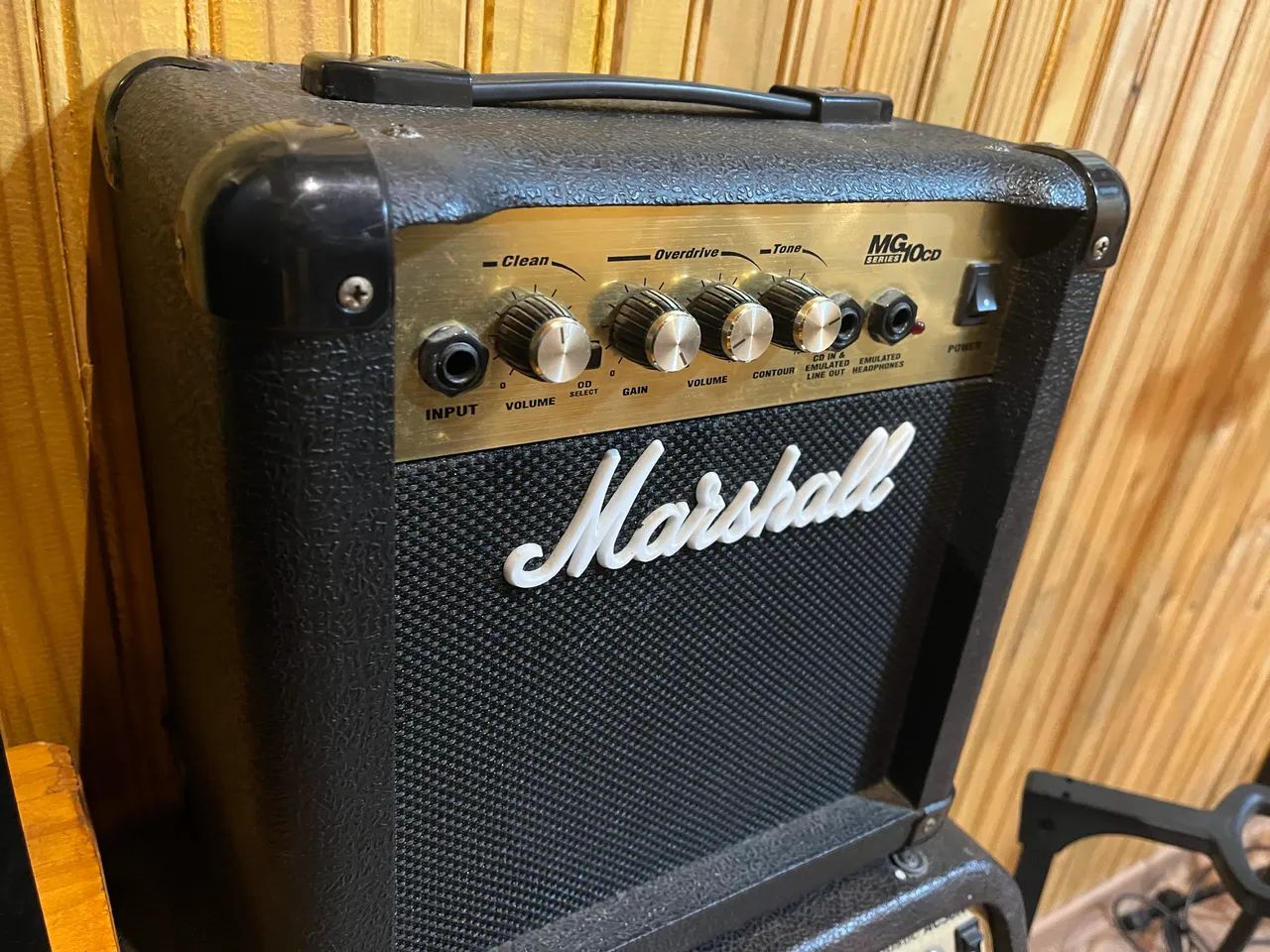 Amplificador Marshall Mg10 - Foto 2