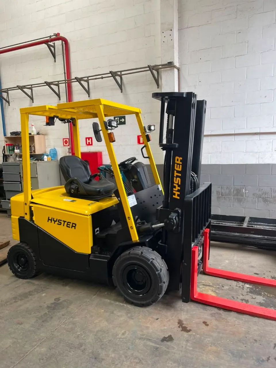 Empilhadeiras Hyster - Foto 2