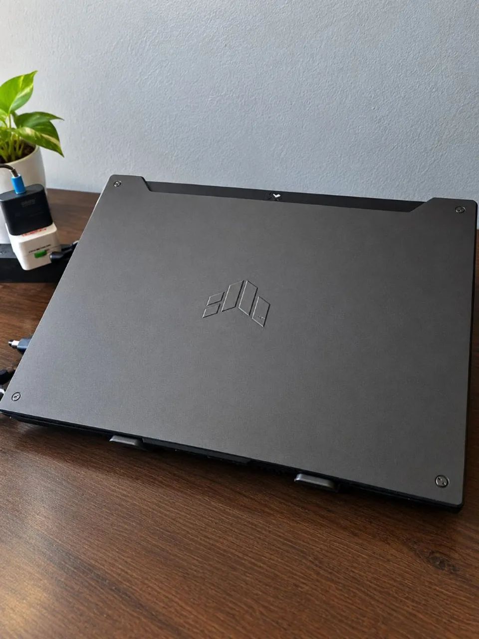 ASUS TUF F15 - Foto 2
