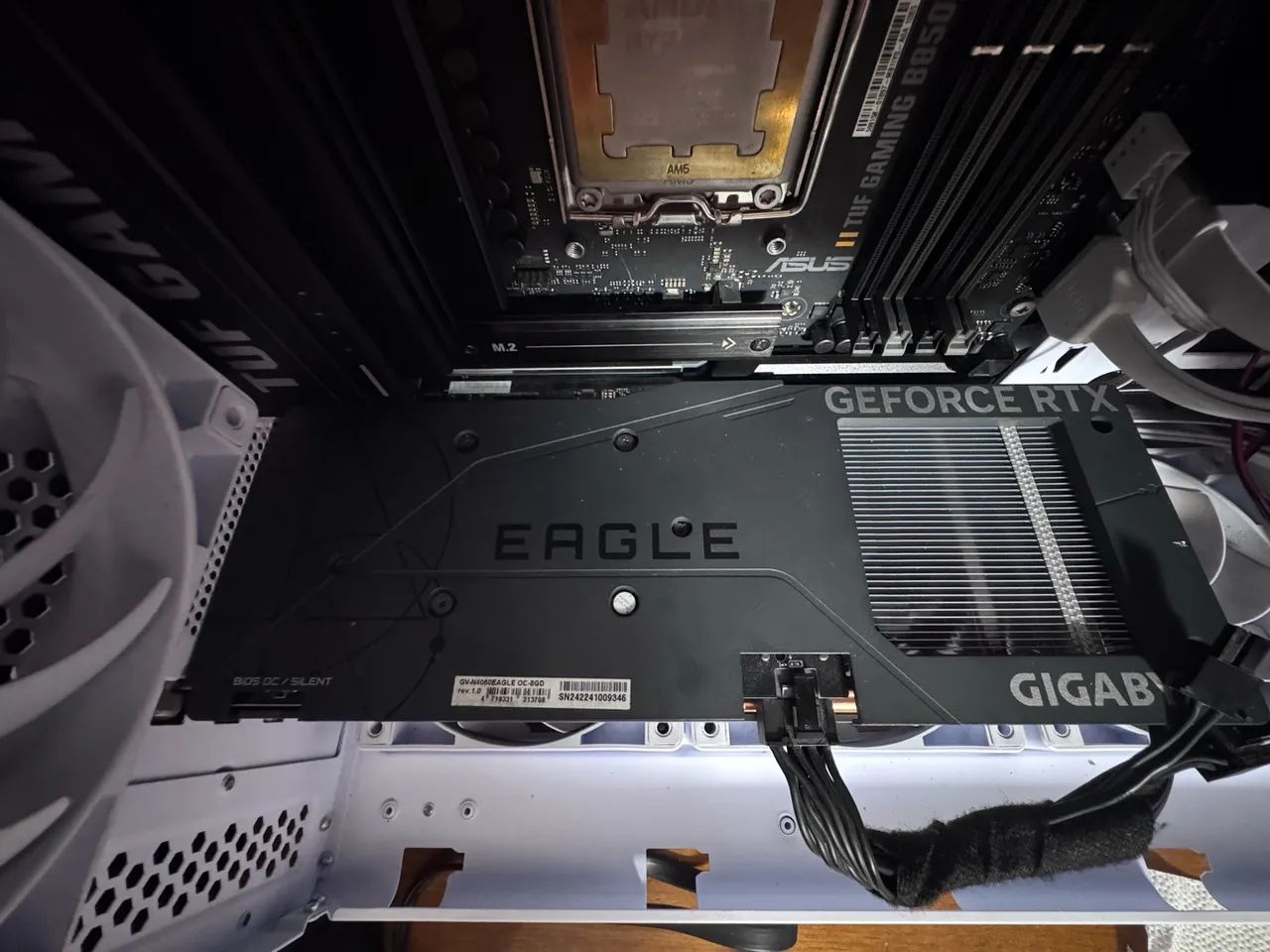 RTX 4060 8g GIGABYTE tripo fan - Foto 2