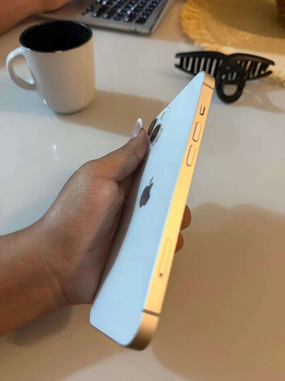 IPHONE 13 - Foto 3