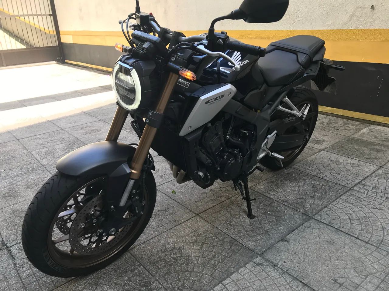 Cb 650R 2021 
