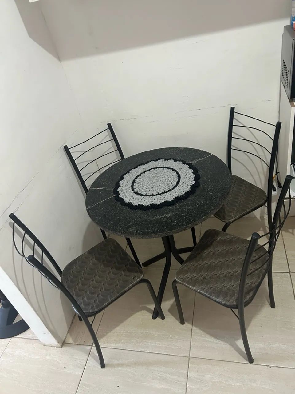 Mesa de mármore 4 lugares  - Foto 2