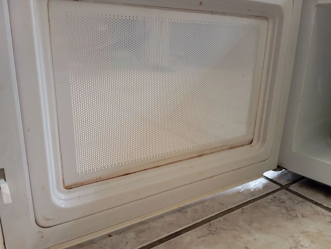 Microondas Eletrolux em perfeito estado  - Foto 3