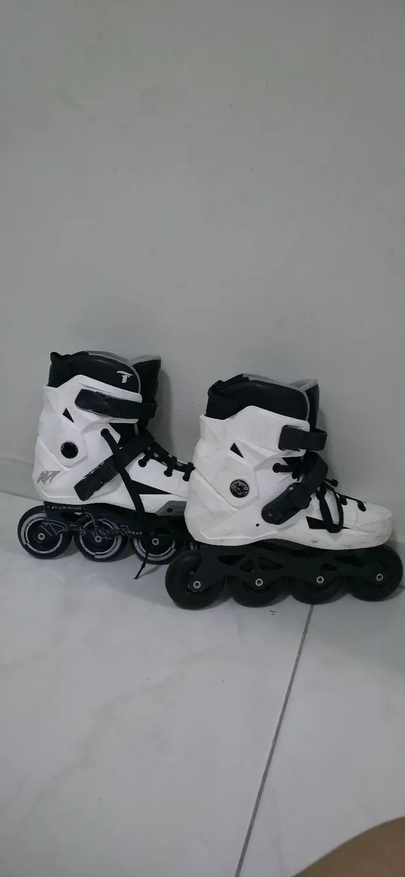  Patins Traxart Revolt Branco 80mm ABEC-9  - Foto 5