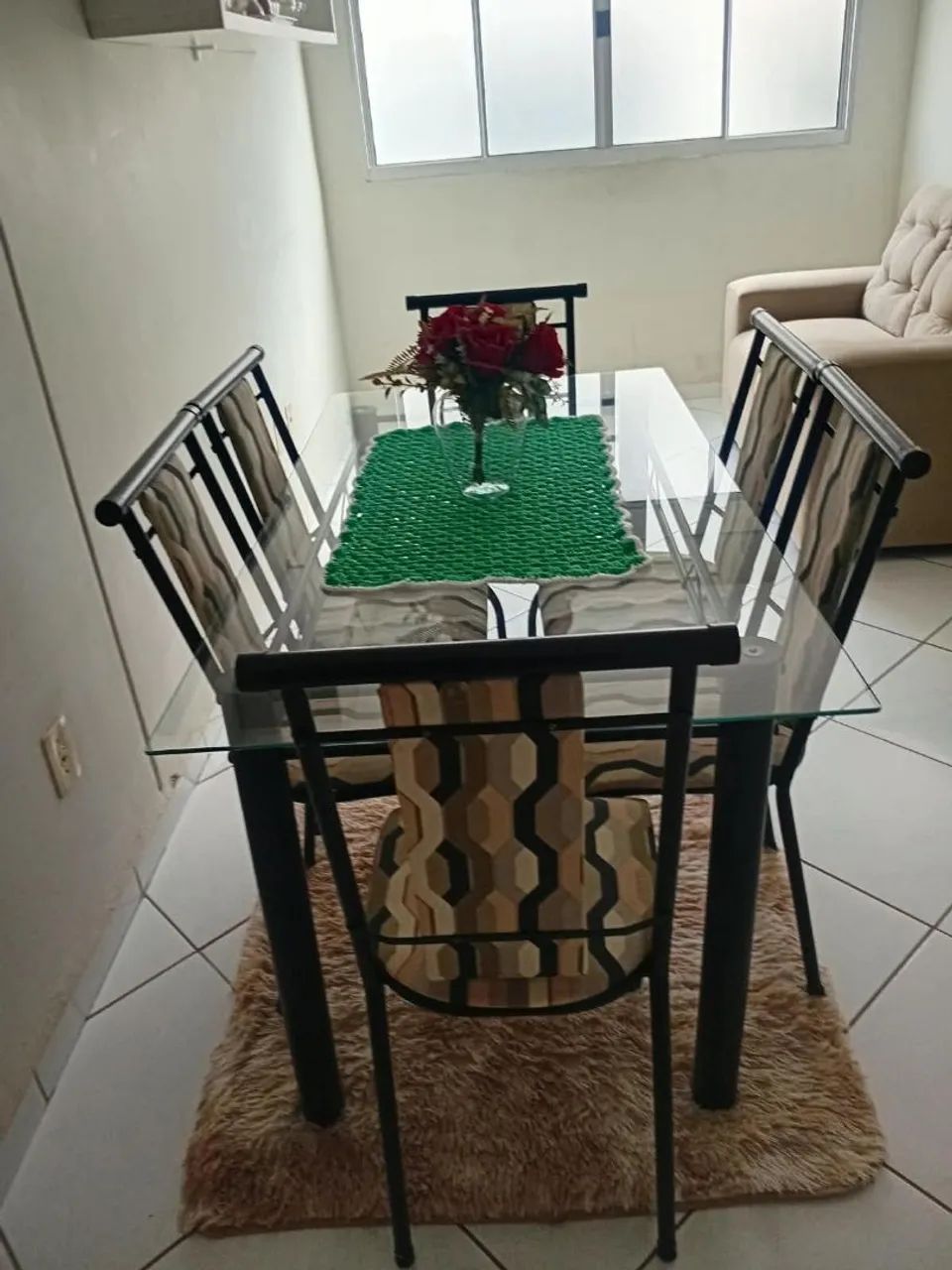 Mesa de vidro 6 cadeiras 