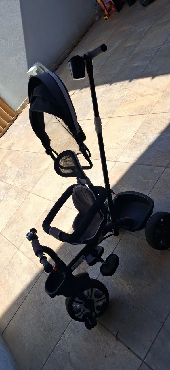 Triciclo infantil 