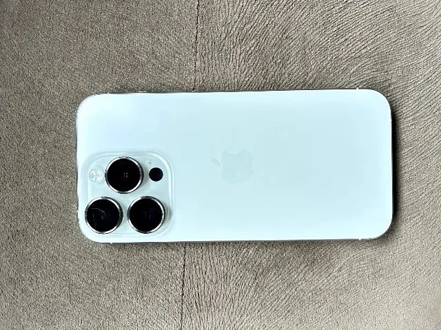 Iphone 15 pro 128GB - Foto 3