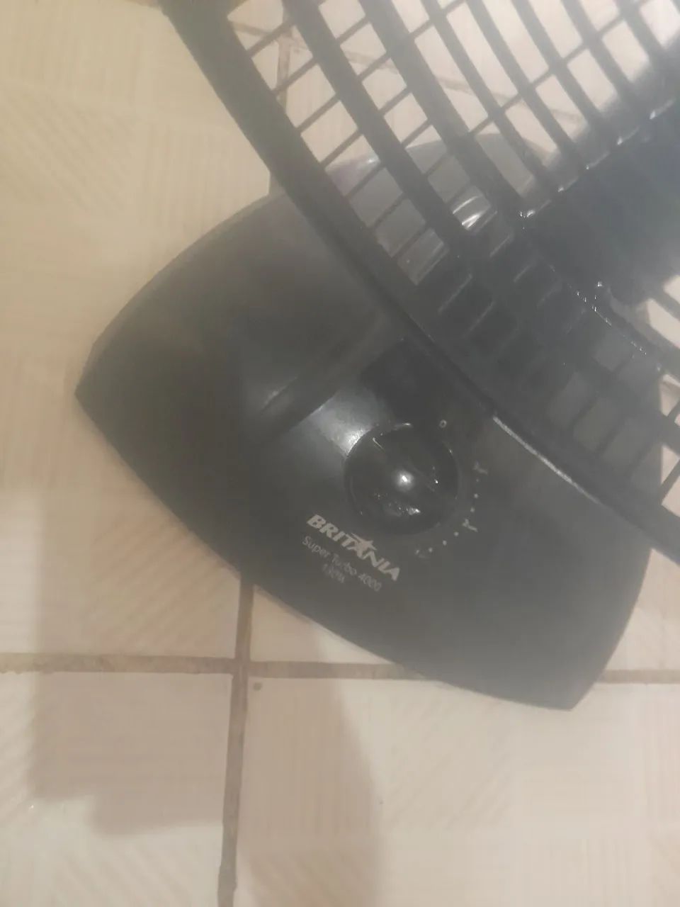 Vendo  ventilador  com defeito  - Foto 4