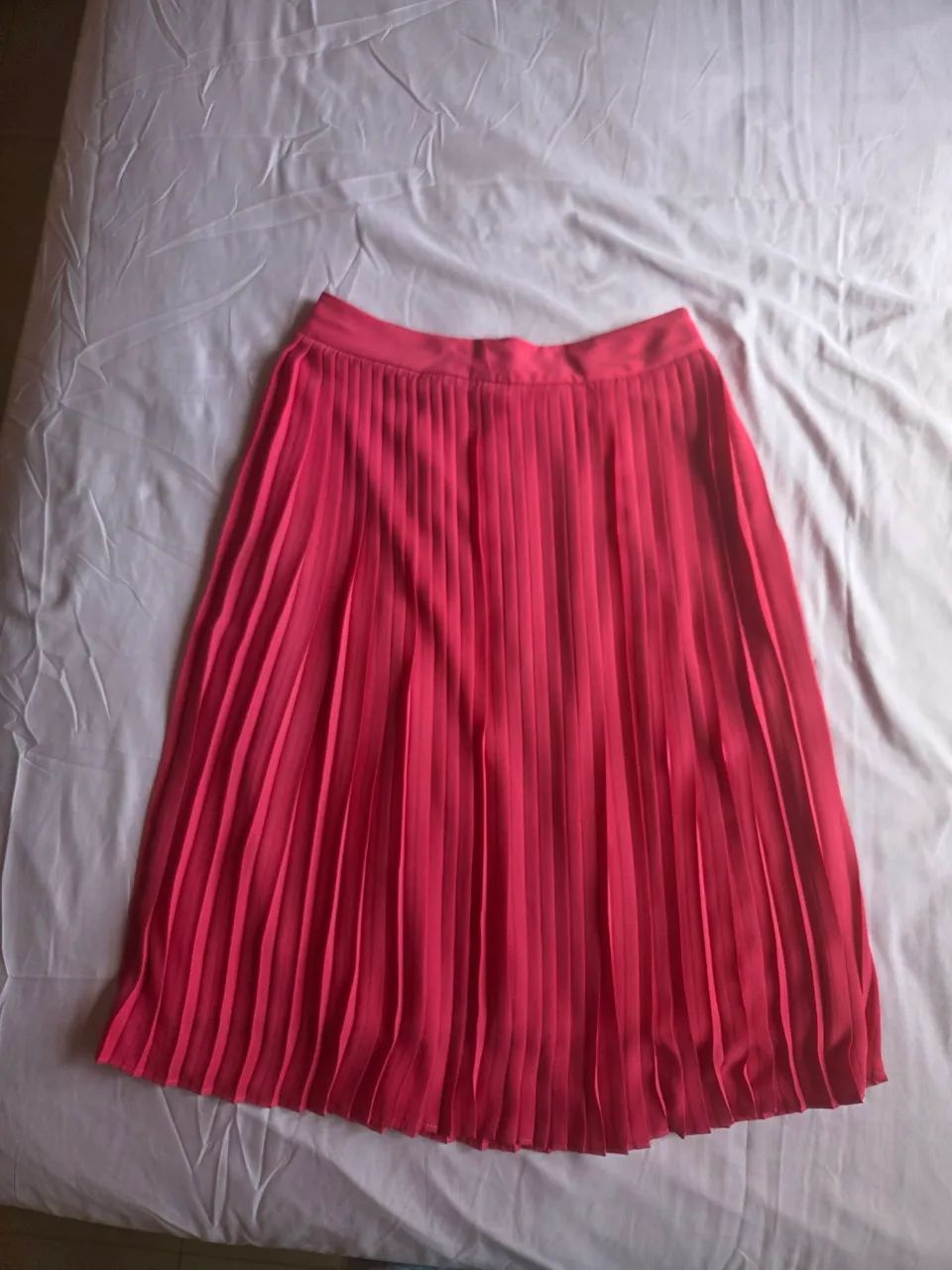 Saia midi plissada