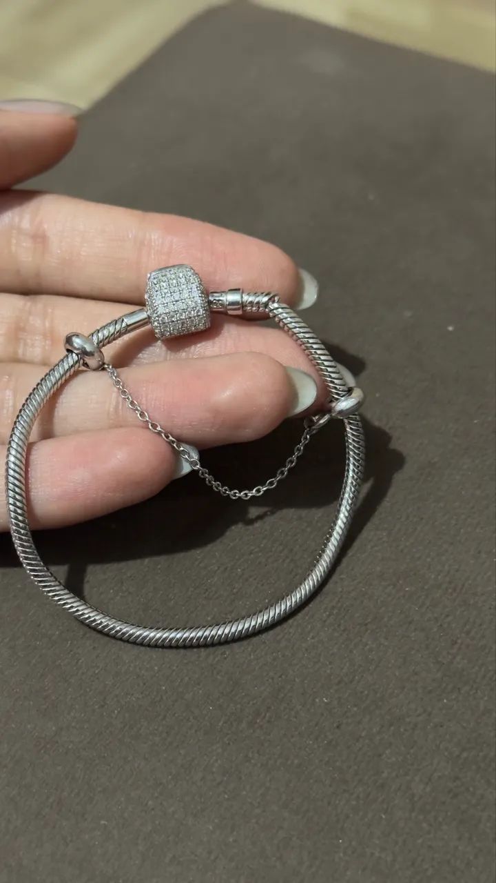 Pulseira Vivara Original TAM 18 nota fiscal e caixa 