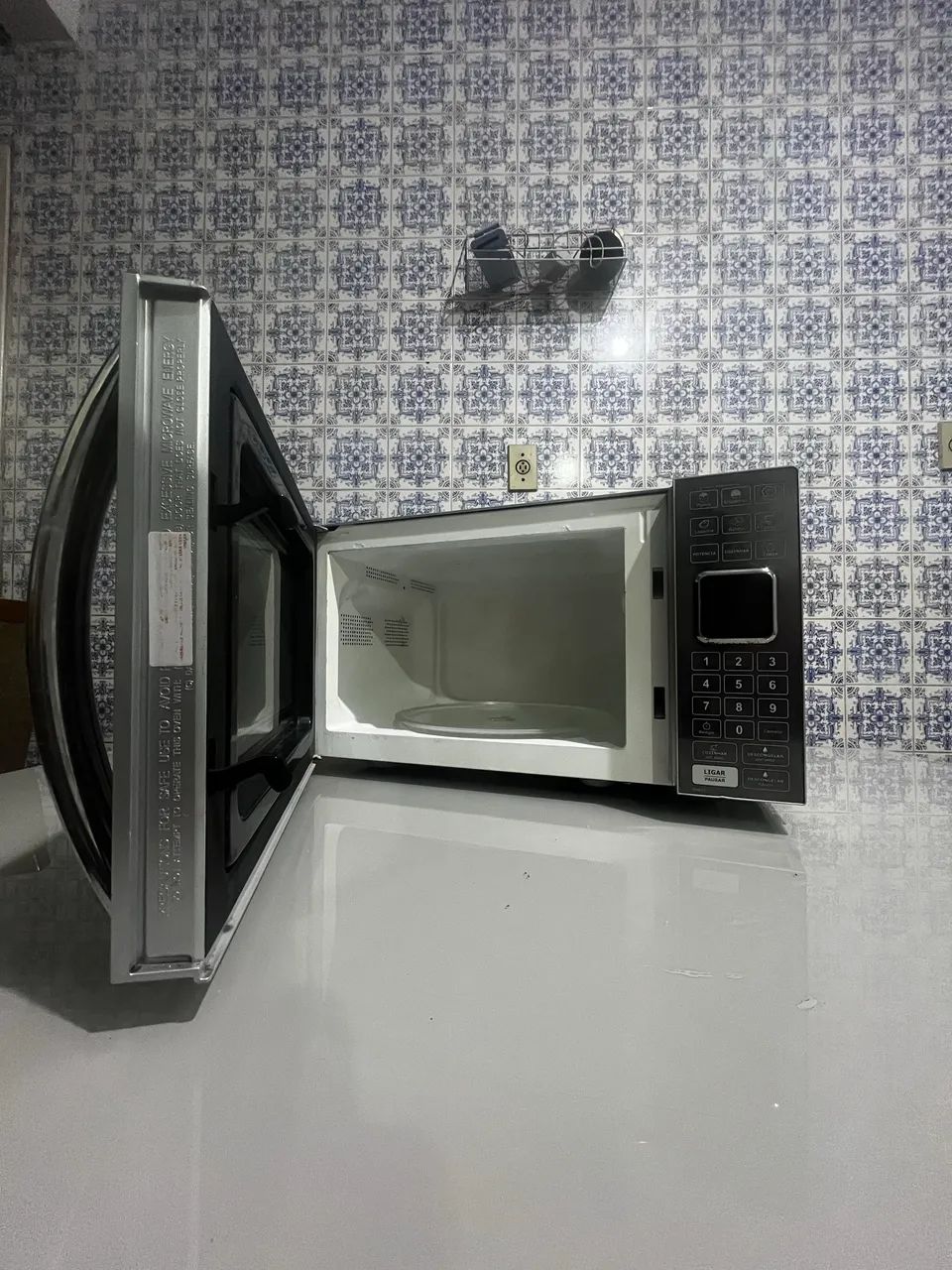 Microondas Espelhado Philco 25L - Foto 4