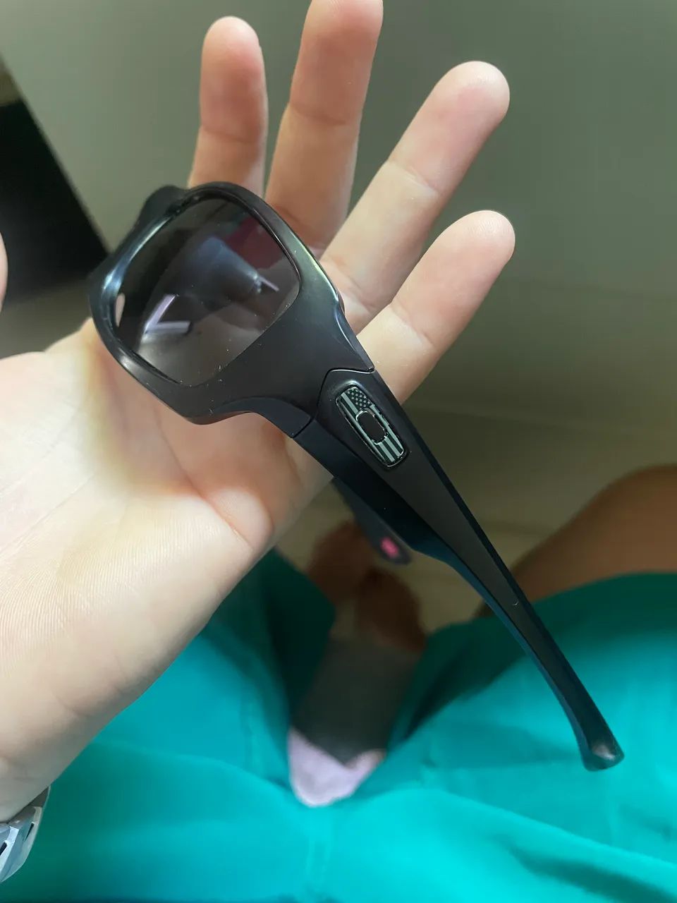 2 oculos oakley originais, gibston e five squared - Foto 4