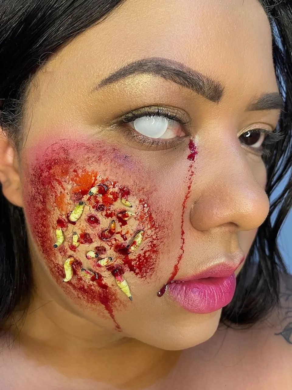 Maquiagem de terror realista  - Foto 2