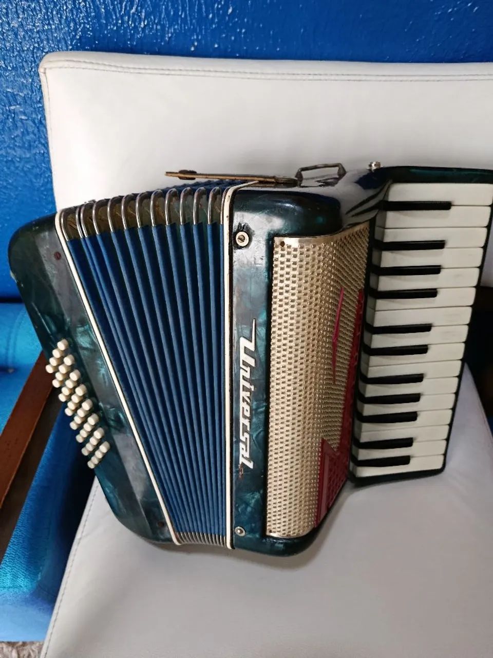ACORDEON SANFONA UNIVERSAL 32 BX HIPER NOVA E AFINADA  - Foto 2