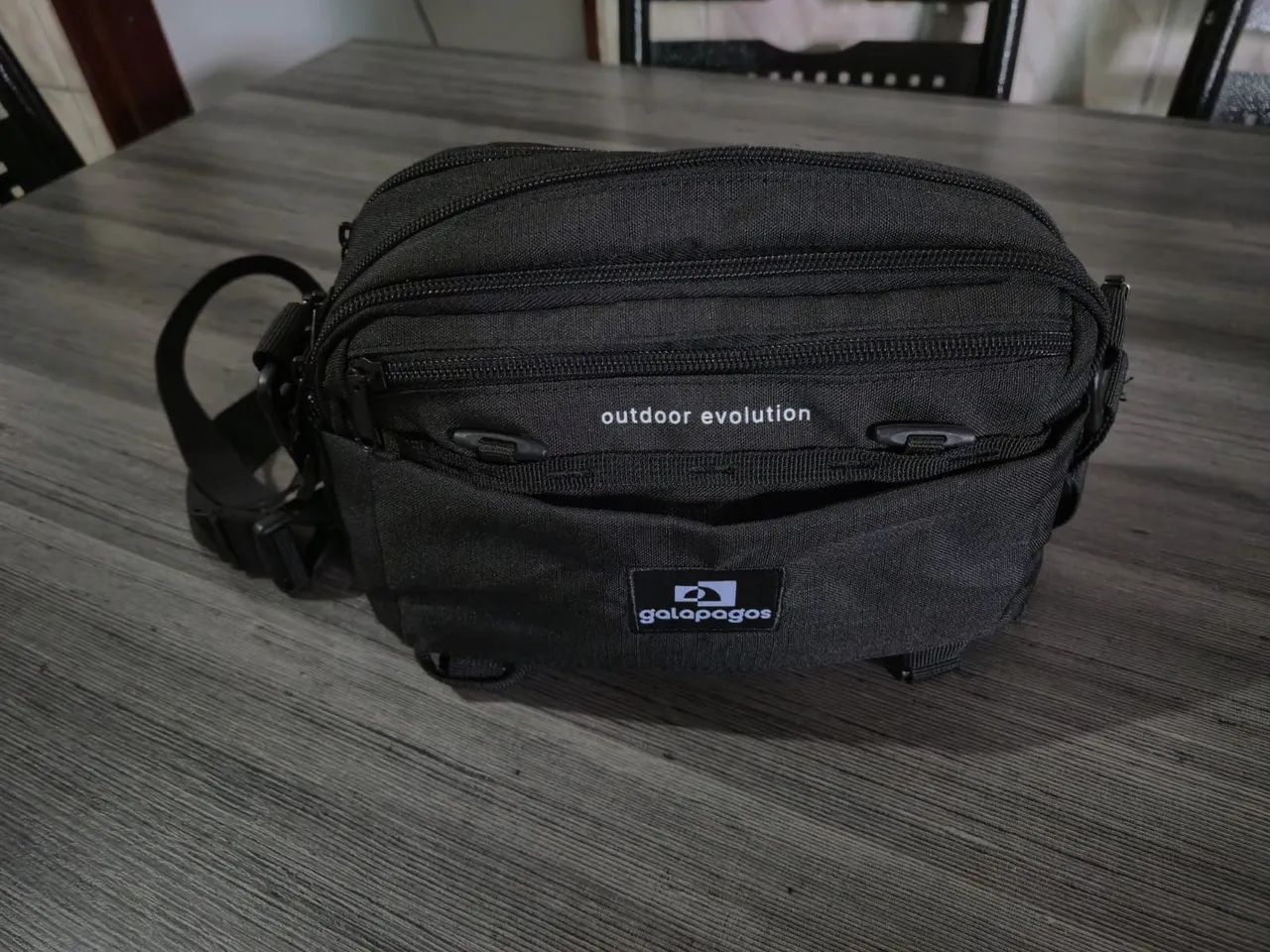 Bolsa pochete camaleão Galapagos