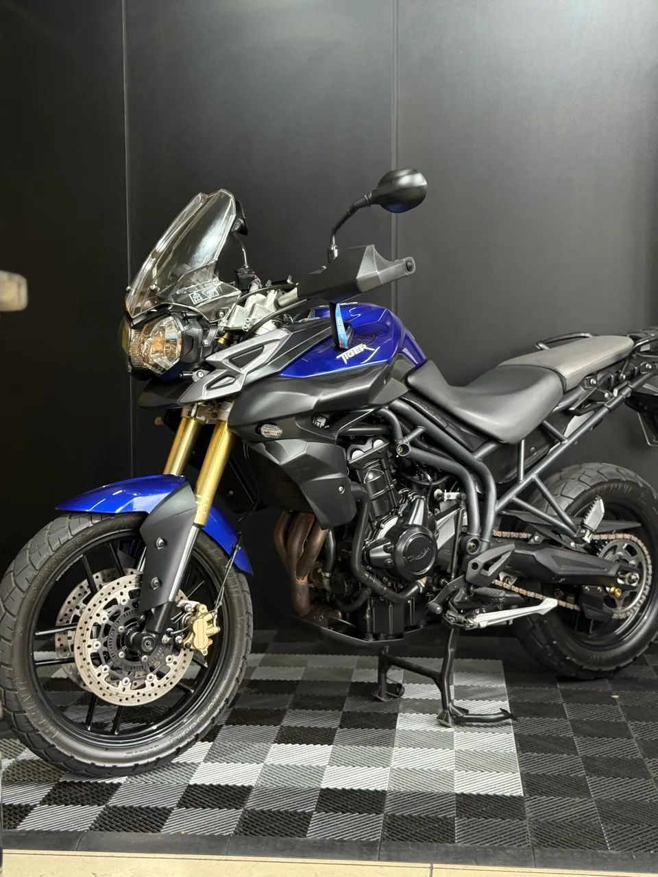 82年製·ビンテージ!TRITMPH “TRITMPH ON TOUR”黒　S Triumph 800 2014 - 1519071547 | OLX