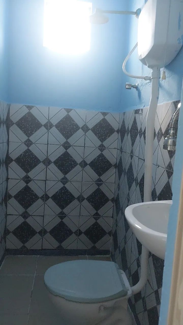 Alugo casa em Paripe.  Um quarto  - Foto 7