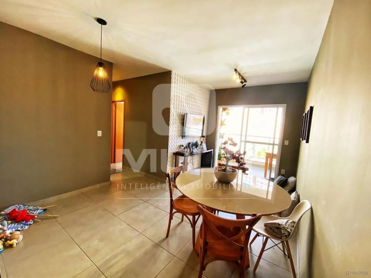 Apartamento - ALTO UMUARAMA