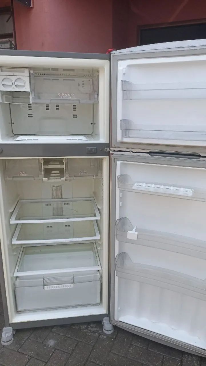 Geladeira Brastemp Frost Free Inox Entrego - Foto 4