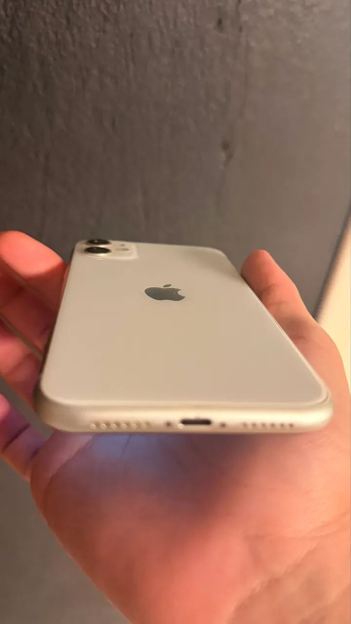 iPhone 11 - 128GB