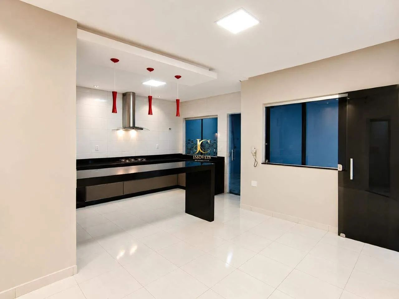 Casa à venda no Campina Verde, em Divinópolis-MG, com 3 quartos e suíte