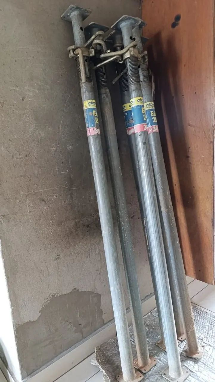 ESCORAS METÁLICAS - DOKA ECO 20  - Foto 3