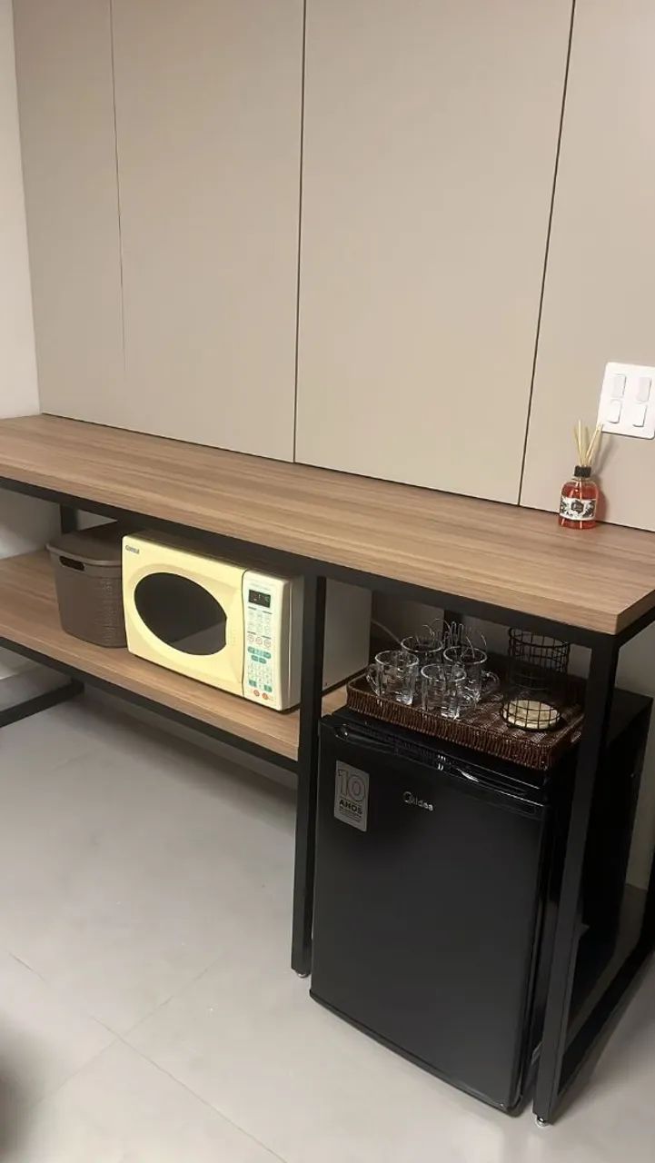 Mesa e aparador  - Foto 3