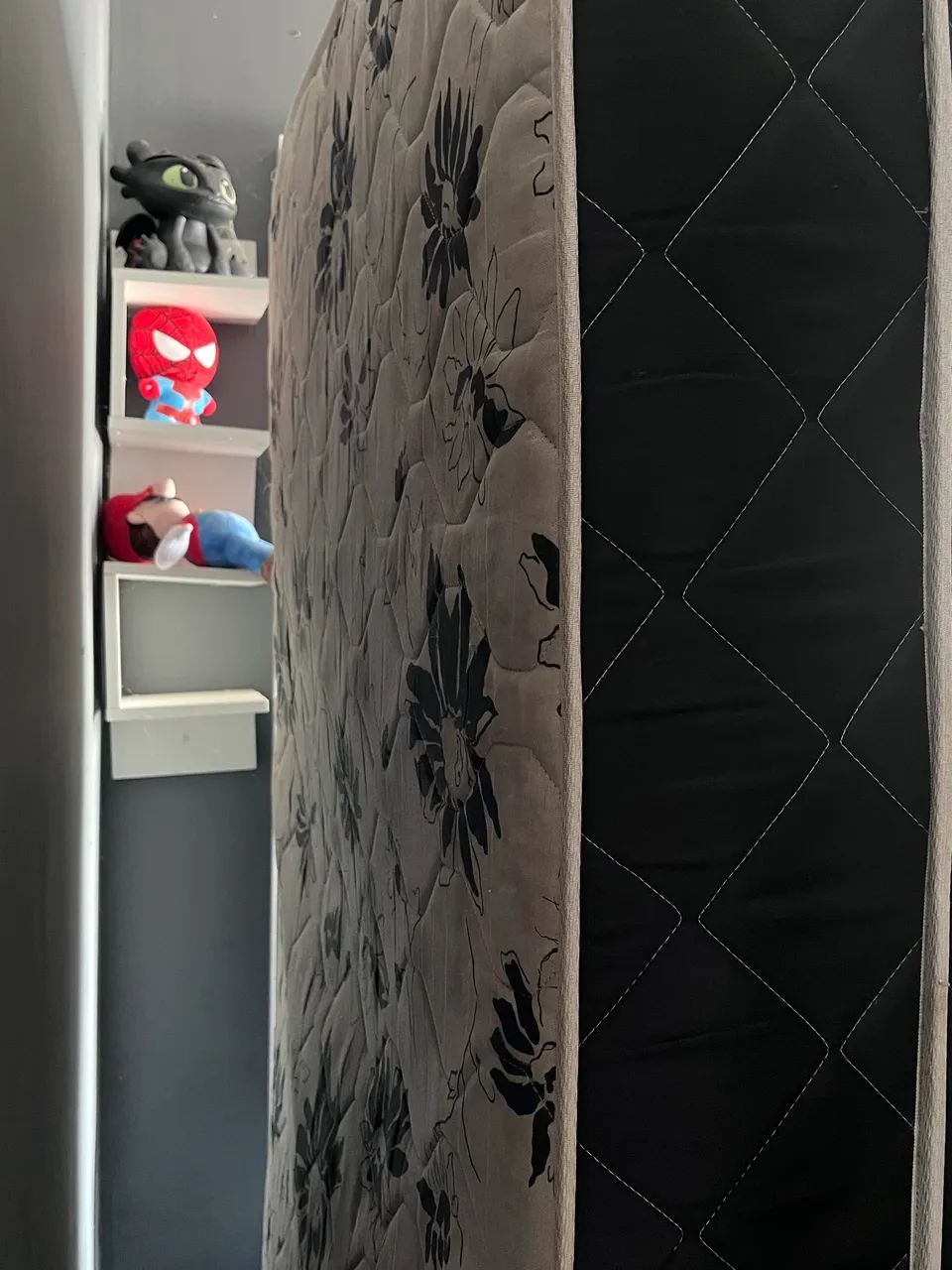 Cama solteiro 