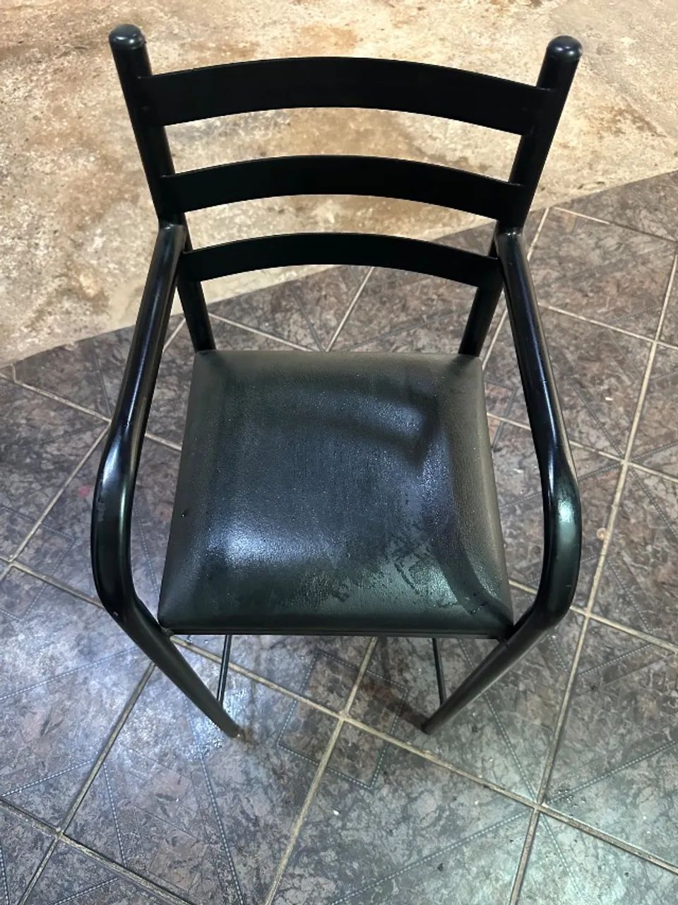 Cadeira de restaurante para criança 