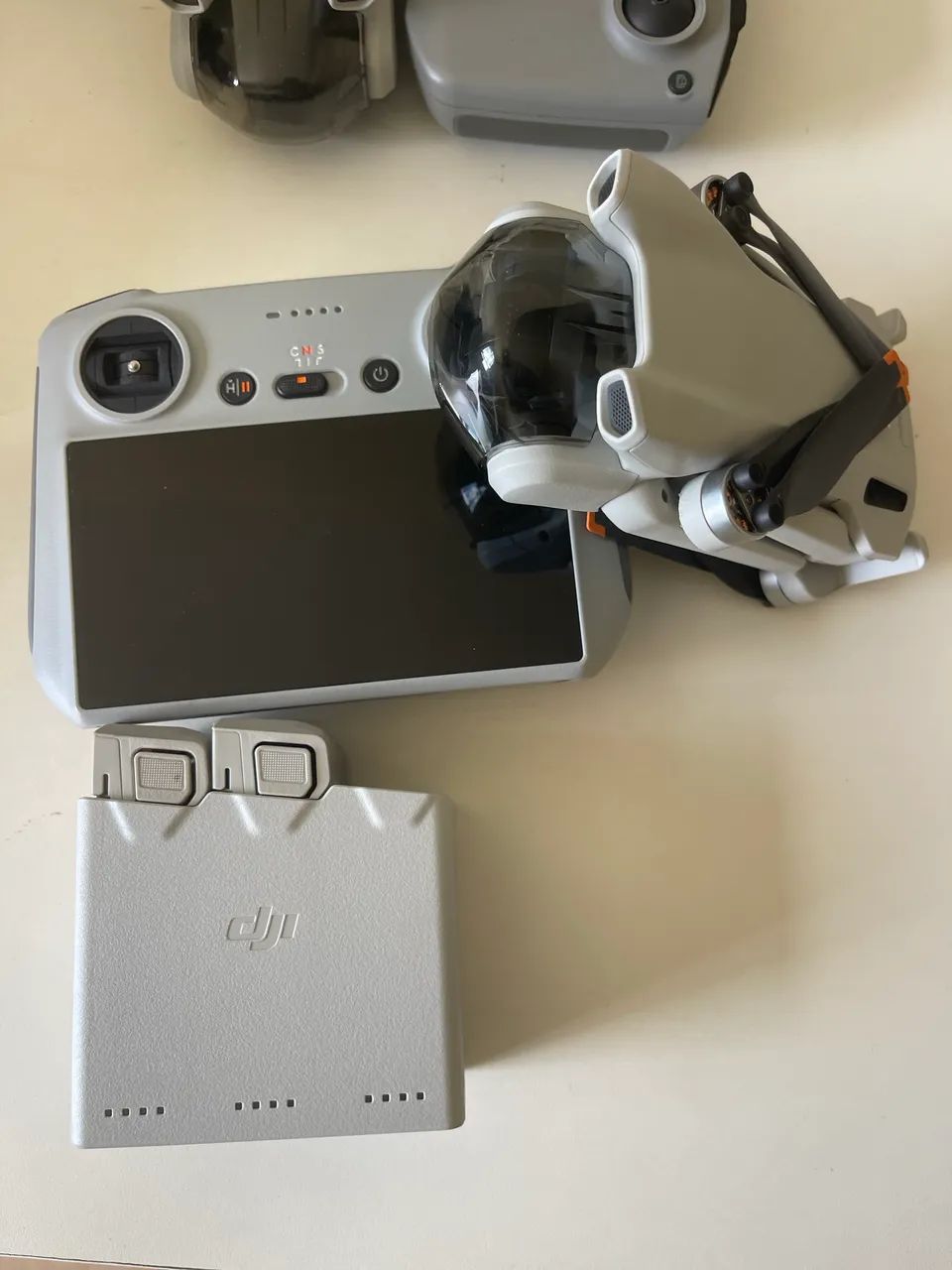 Drone DJI Mini 3 Combo Fly More 