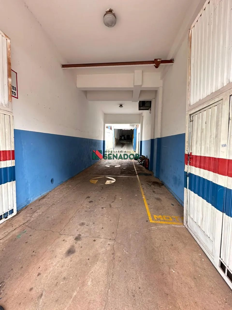 Salão para alugar em Londrina, Centro, com 420 m² - Foto 4