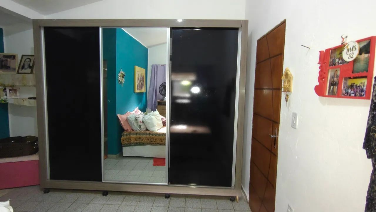 Vendo guarda roupa de casal 