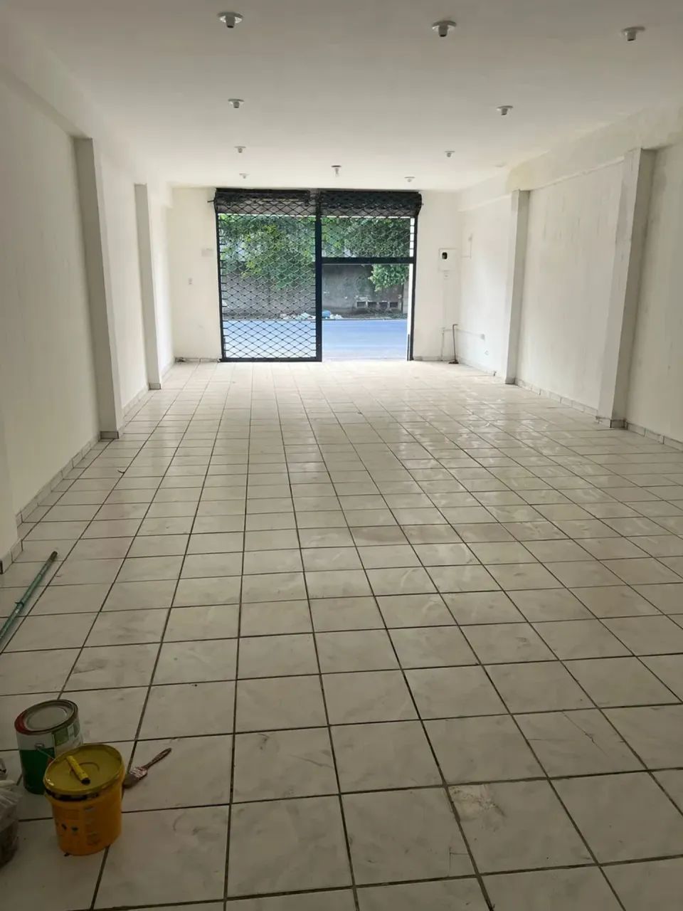 VENDO ÓTIMA LOJA/PONTO COMERCIAL COM 101m² NA AV. BEBERIBE - ENCRUZILHADA - Foto 2