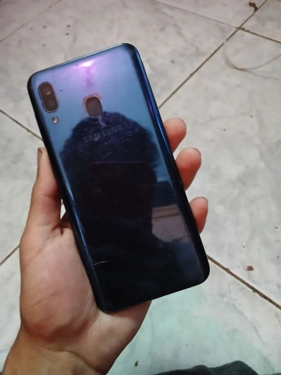Celular quebrado 
