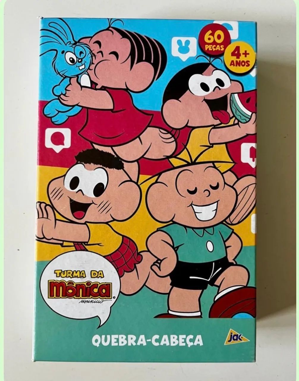 Brinquedo  quebra-cabeça 