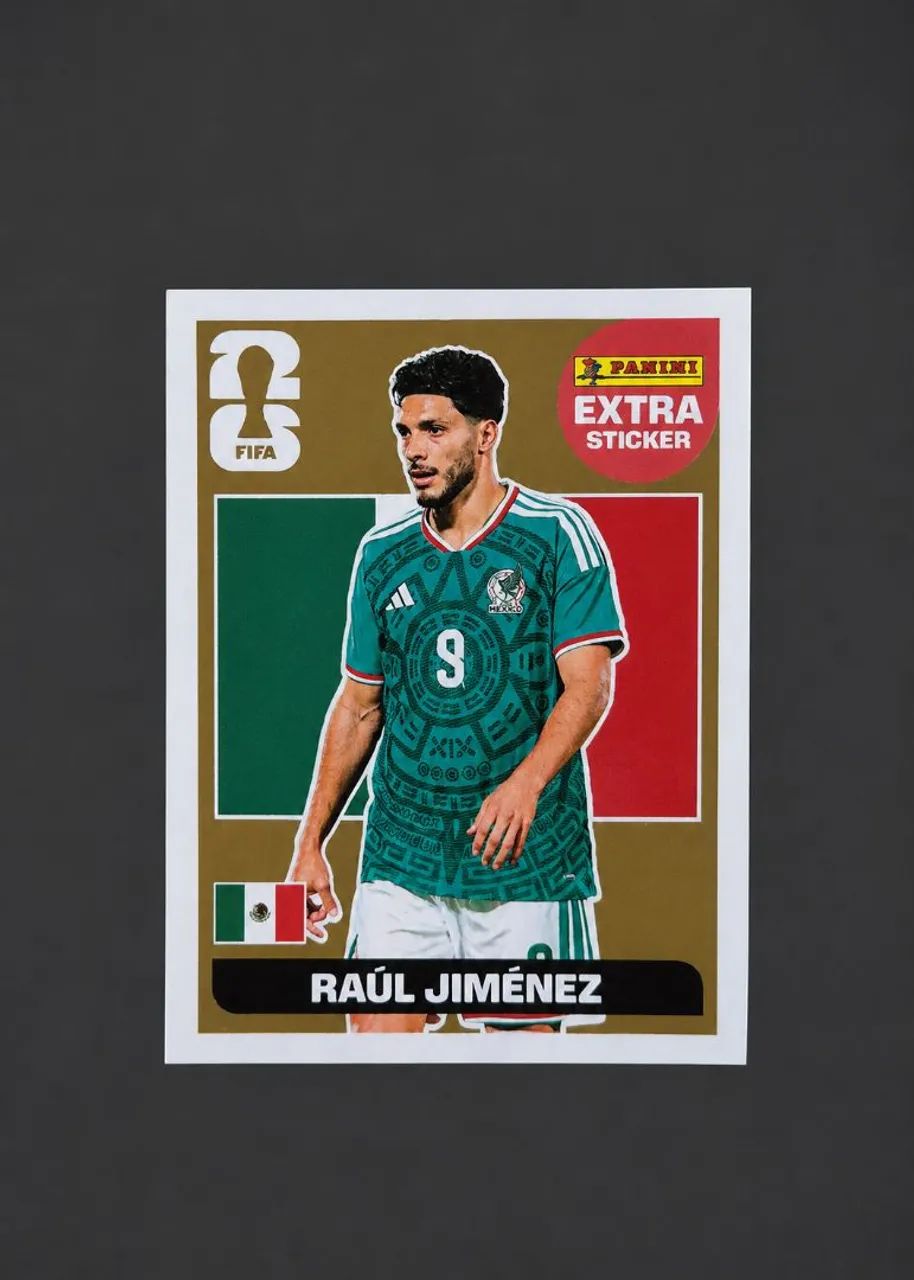 Figurinha extra CR7 Bronze + Raul Jimenez Ouro - Foto 2