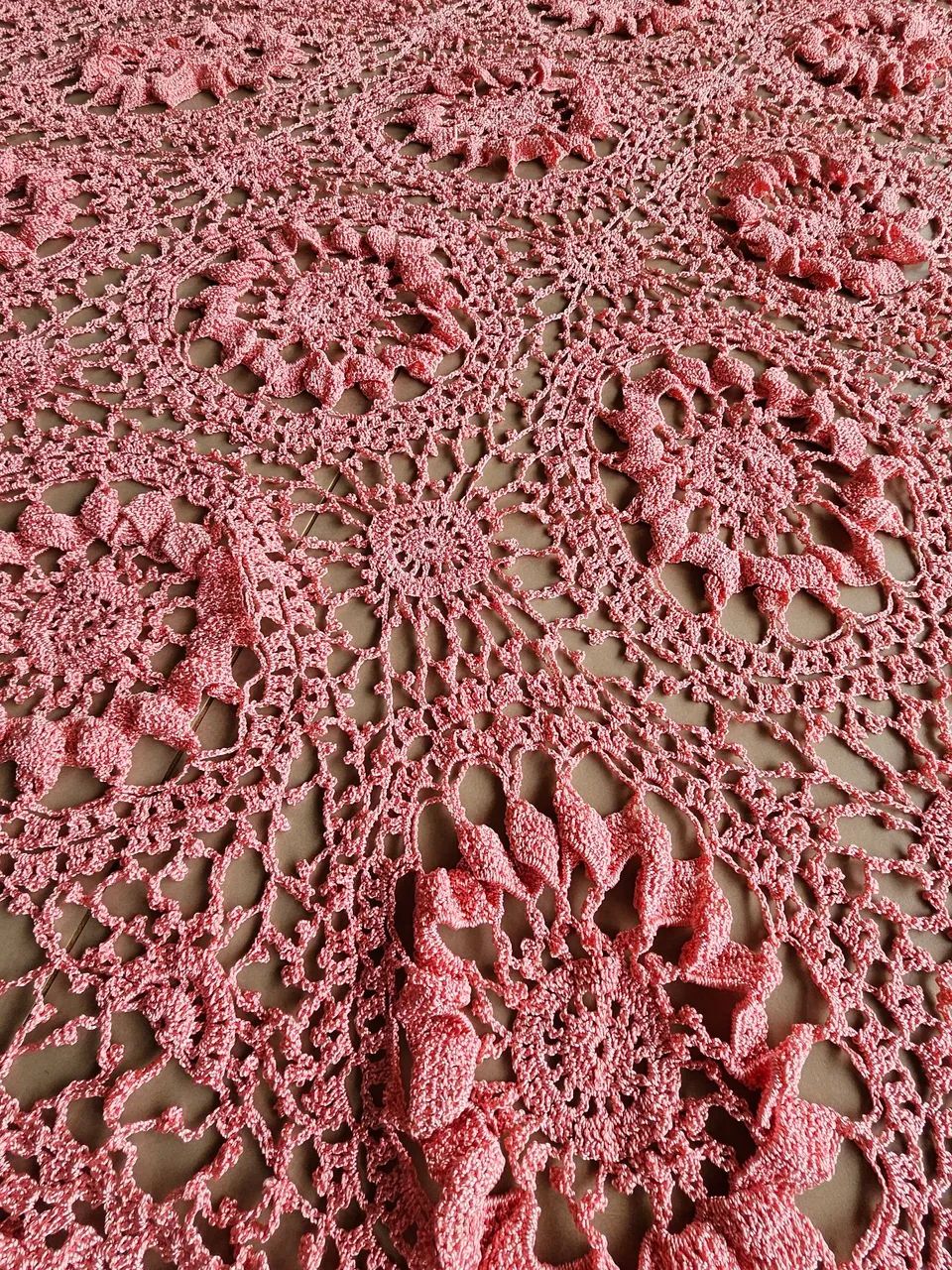 Colcha de crochê linha de seda (acompanha forro) NOVO - Foto 2