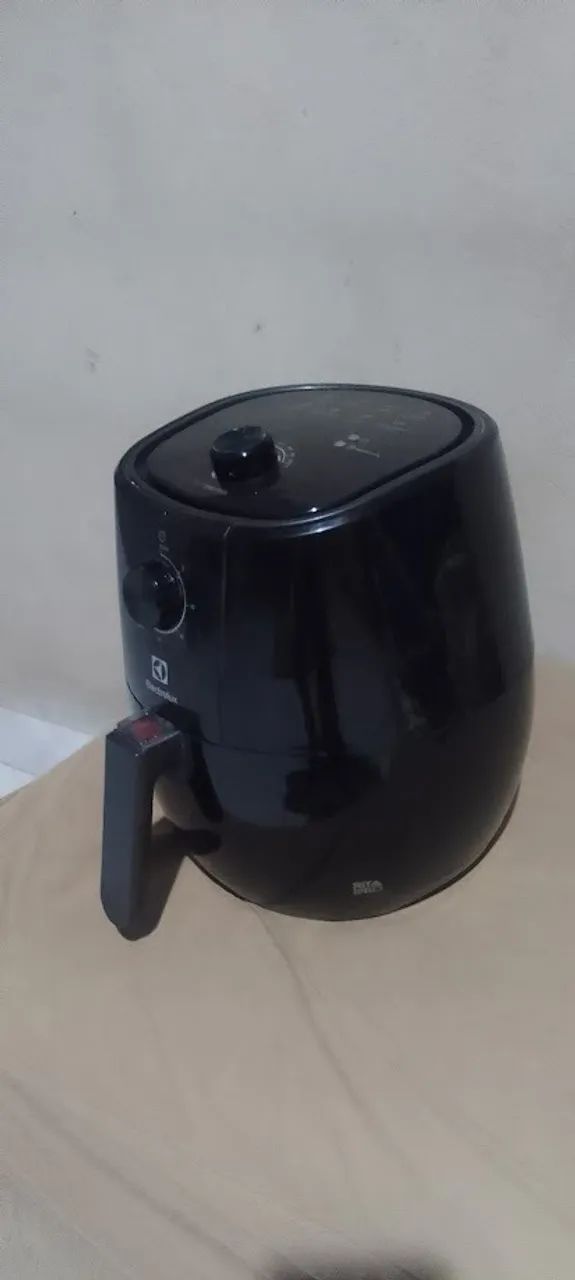 air fryer electrolux modelo eaf10
