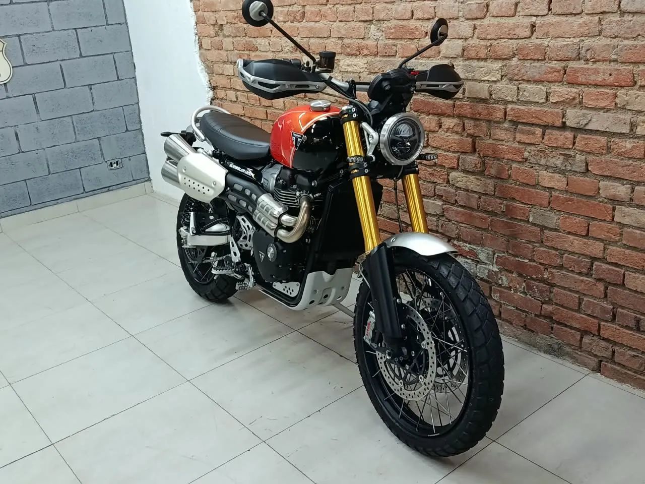 Triumph SCRAMBLER 1200 XE - Foto 4