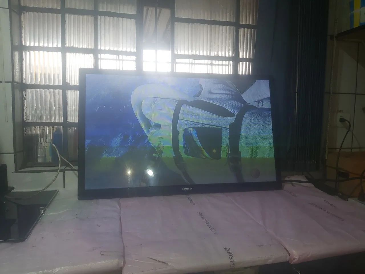TV Samsung plasma 43 polegadas - Foto 2