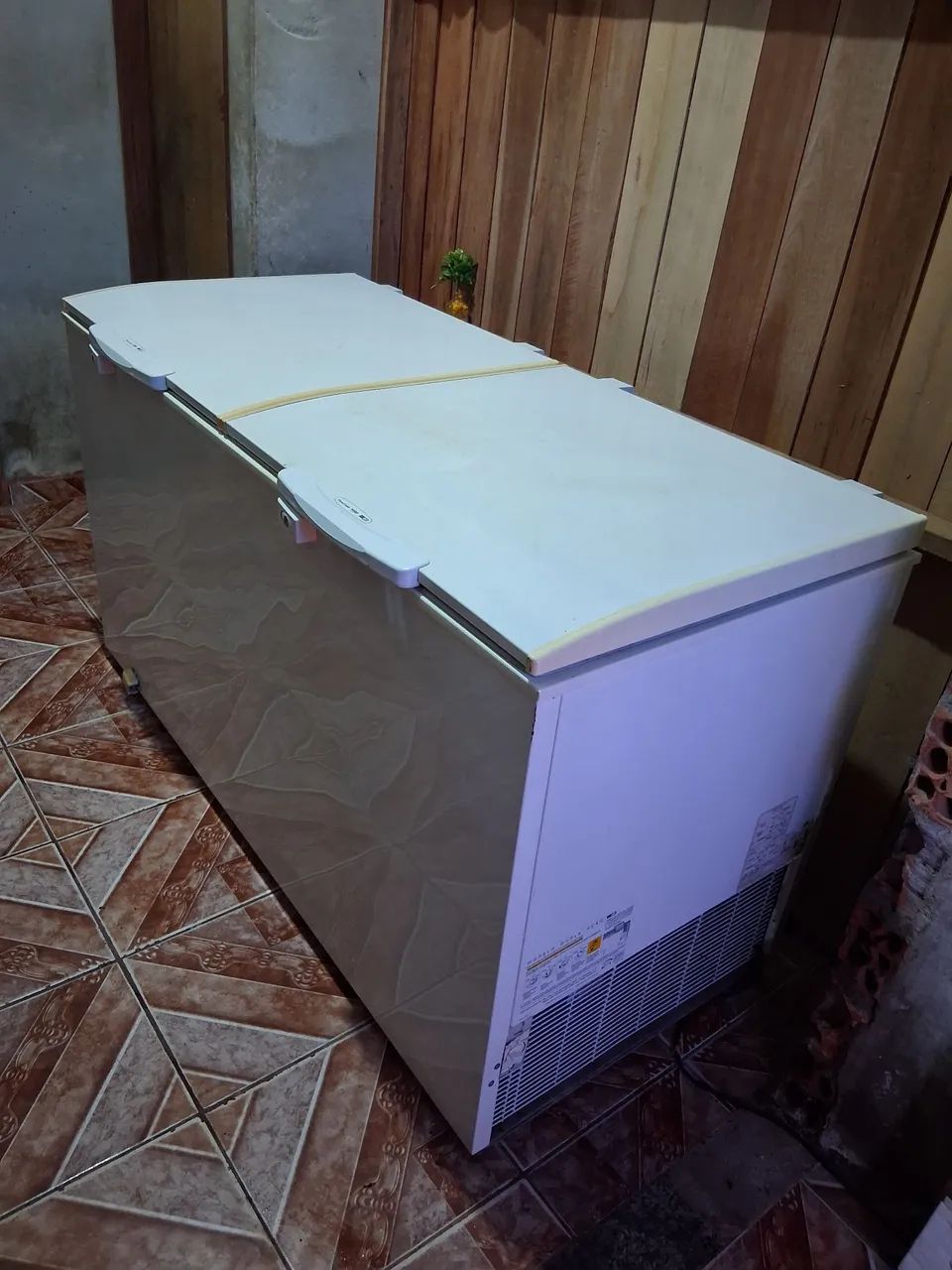 Freezer Eletrolux 2 tampas grande