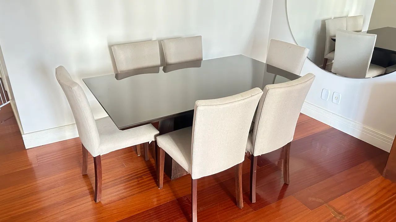 Mesa de Jantar com 6 cadeiras.  - Foto 3